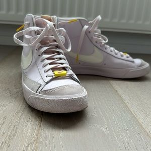 Women’s Nike blazer high tops size 8.5